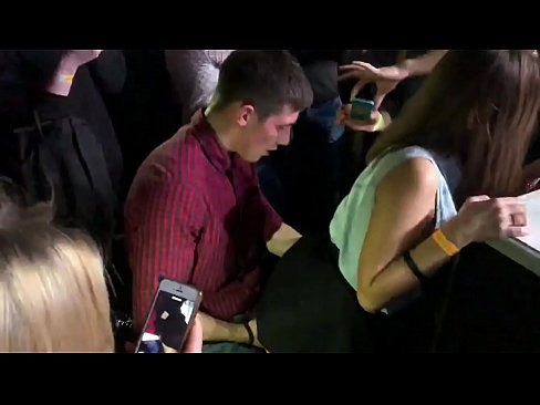 ❤️ Rhyw go iawn mewn clwb nos yn Rwseg. Merch Rwseg 18-mlwydd-oed yn yr anws a'r fagina fucked mewn clwb nos Porn rhefrol atom ni cy.liporno.ru ☑